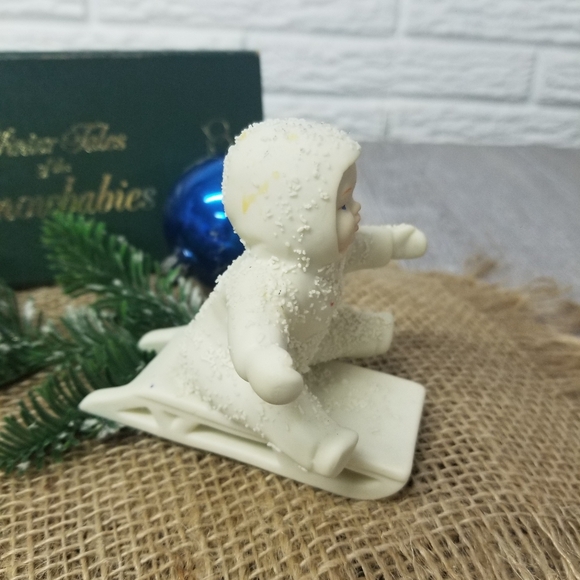 Snowbabies Sledding Figurine - Picture 5 of 7